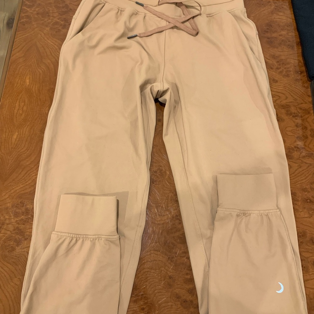 Zyia Joggers, Camel color, front pockets, drawstring elastic waist, size XL